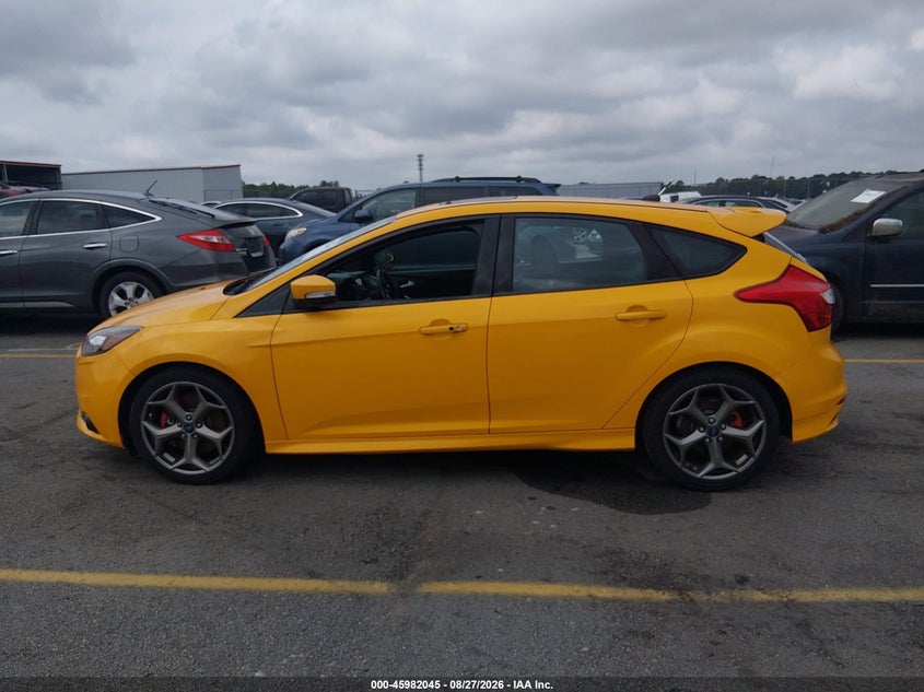 2014 FORD FOCUS ST · Фото 14