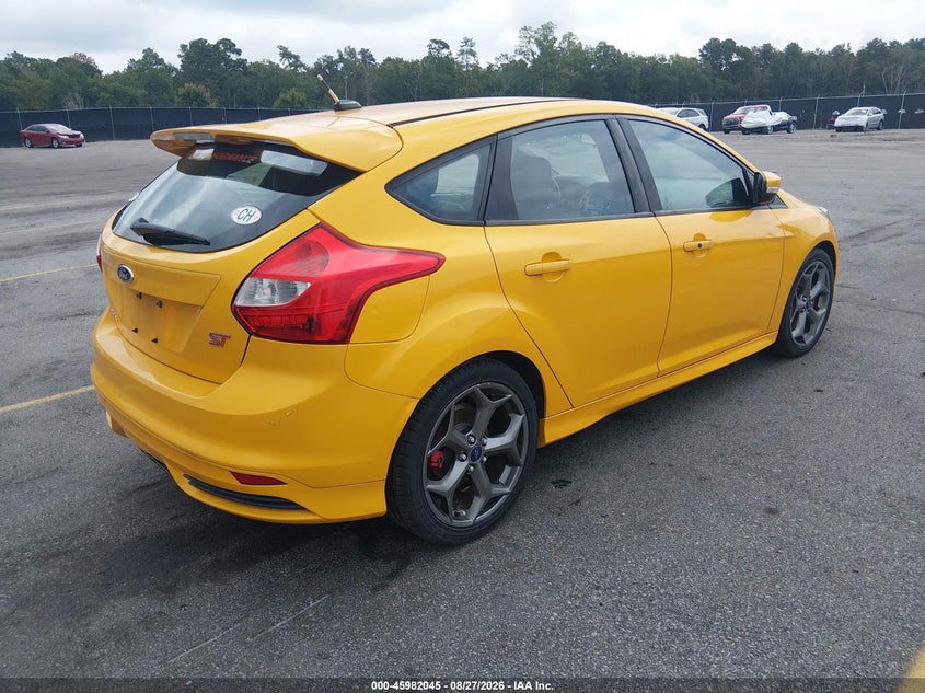 2014 FORD FOCUS ST · Фото 4