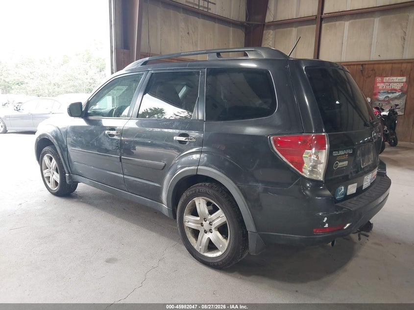 2009 SUBARU FORESTER auction photo 3
