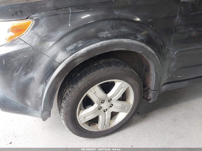 2009 SUBARU FORESTER auction photo 6