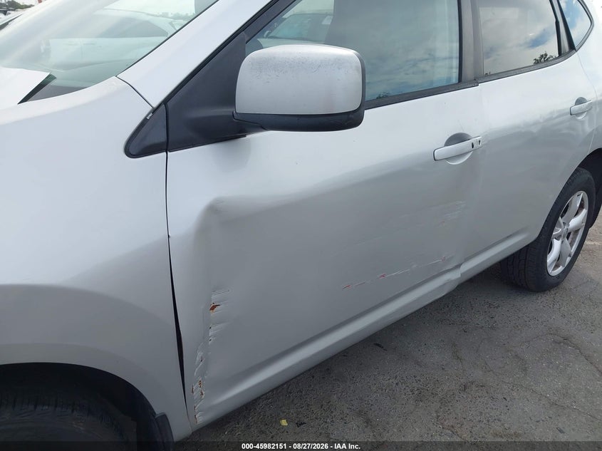 2009 NISSAN ROGUE auction photo 6