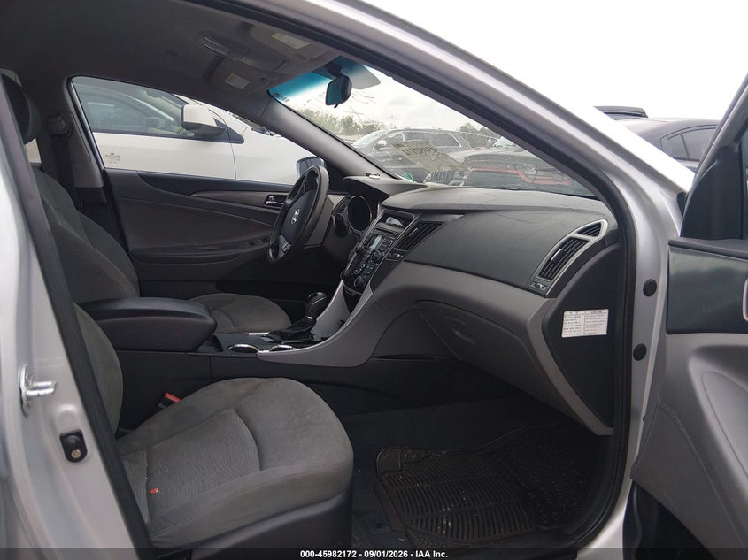 2011 HYUNDAI SONATA HYBRID auction photo 5