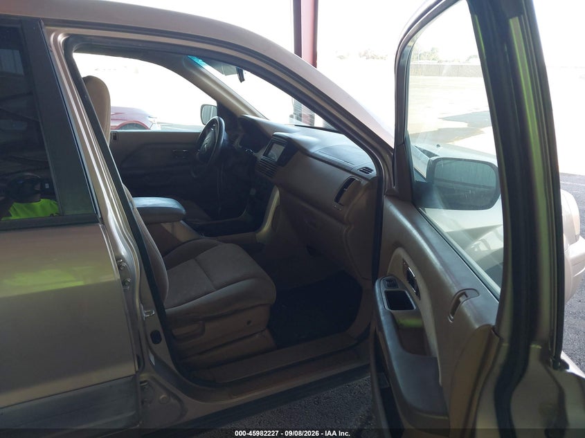 2004 HONDA PILOT auction photo 5