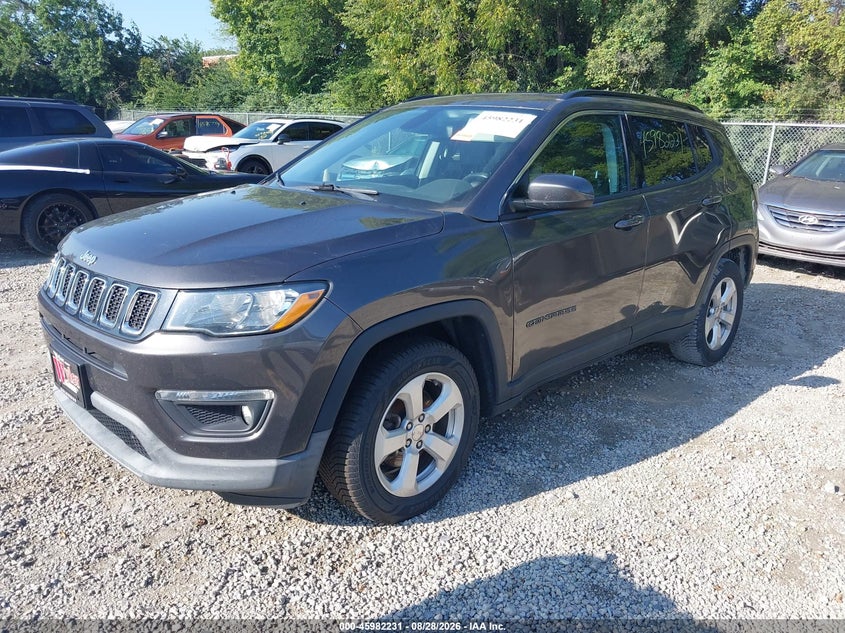 2019 JEEP COMPASS auction photo 2