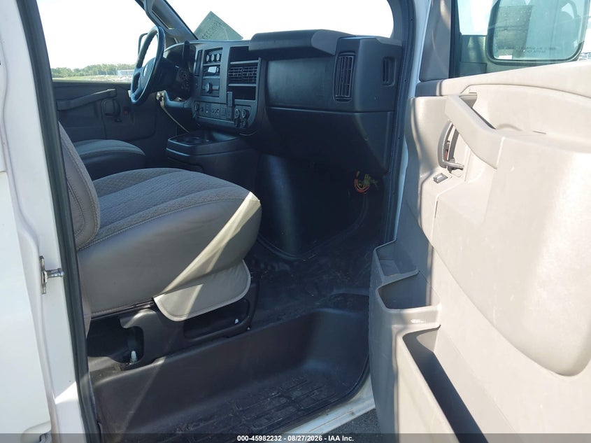 2021 CHEVROLET EXPRESS CARGO auction photo 5