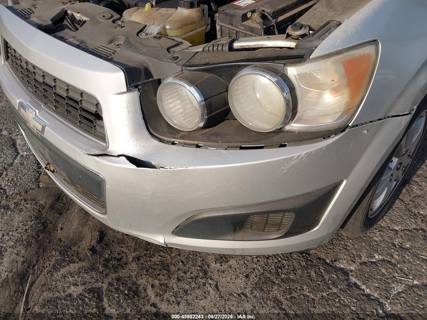 2013 CHEVROLET SONIC auction photo 6