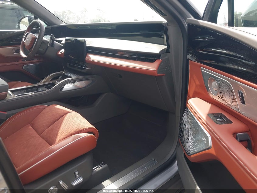 LINCOLN NAUTILUS 2025 VIN 5LMPJ9J49SJ963423