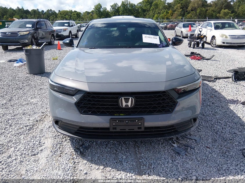 Photo 11 - HONDA ACCORD HYBRID