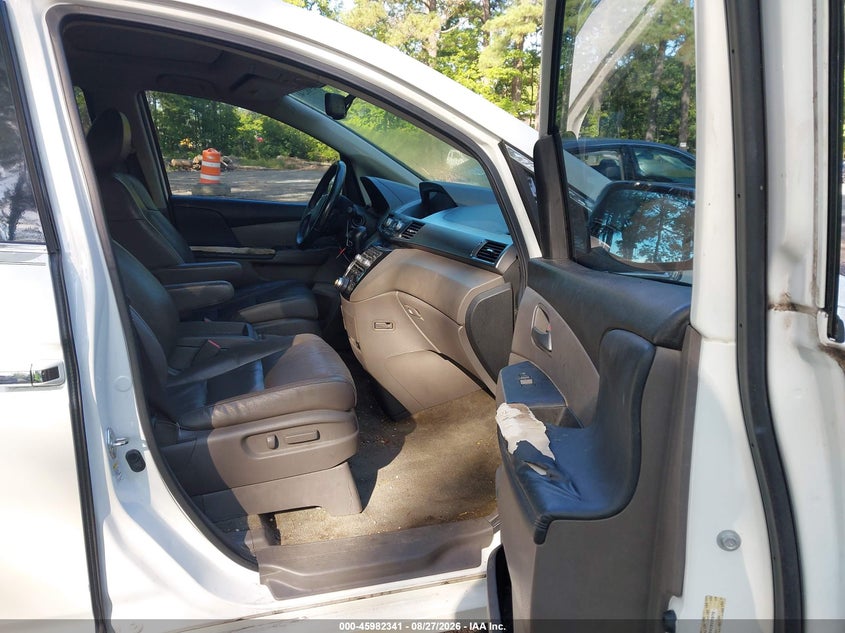2013 HONDA ODYSSEY auction photo 5