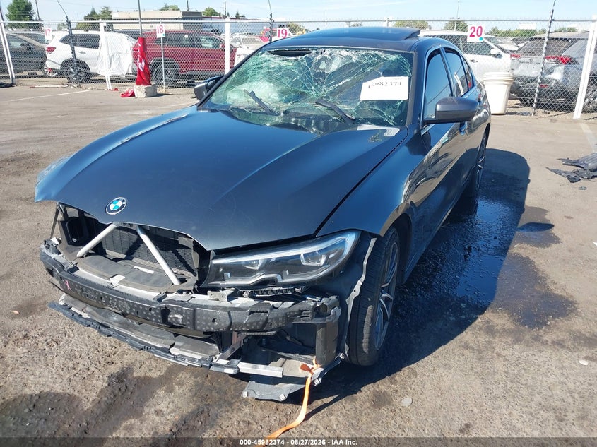 2019 BMW 3er, Front End, IAAI, VIN 3MW5R1J57K8B02364 — photo 2