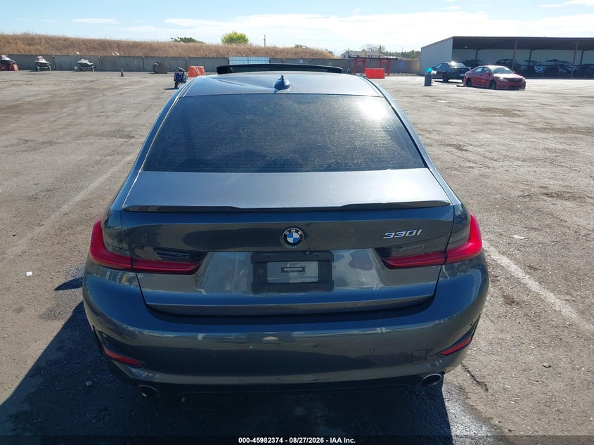 2019 BMW 330I · Фото 16