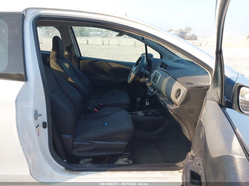2014 TOYOTA YARIS auction photo 5
