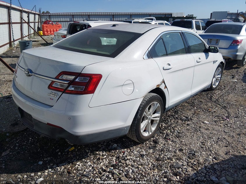 2014 FORD TAURUS auction photo 4