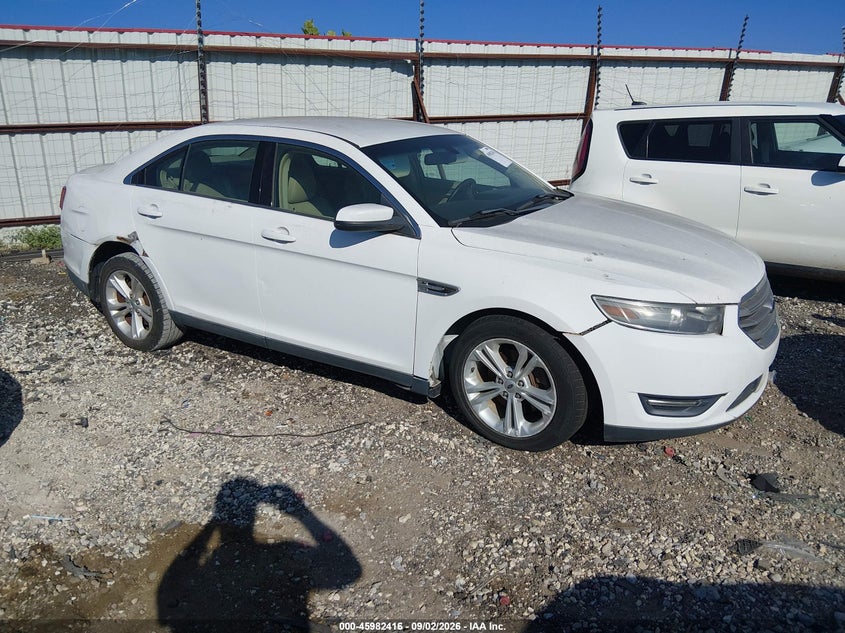 2014 FORD TAURUS auction photo 6