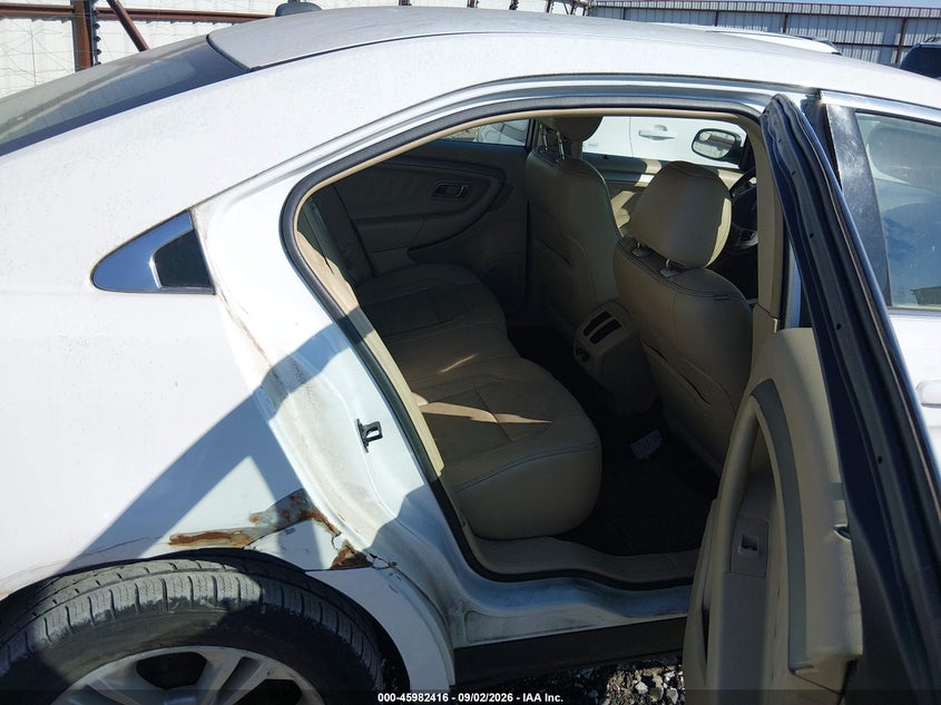 2014 FORD TAURUS auction photo 8