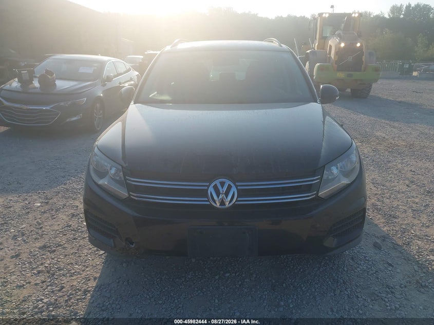 2015 VOLKSWAGEN TIGUAN auction photo 6
