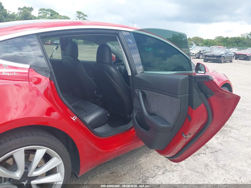 2020 TESLA MODEL 3 auction photo 8