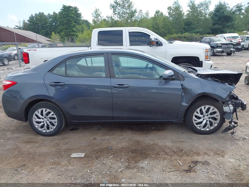 TOYOTA COROLLA - zdjęcie 14
