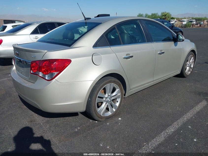 2013 CHEVROLET CRUZE auction photo 4