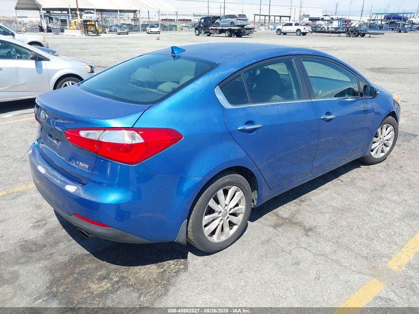 2014 KIA FORTE auction photo 4