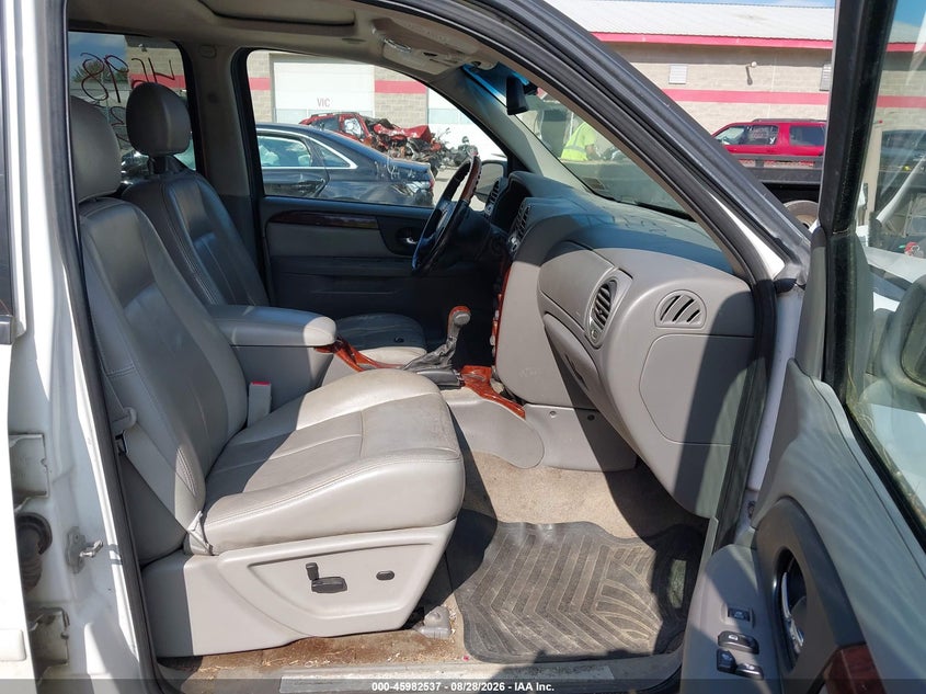 2009 GMC ENVOY auction photo 5