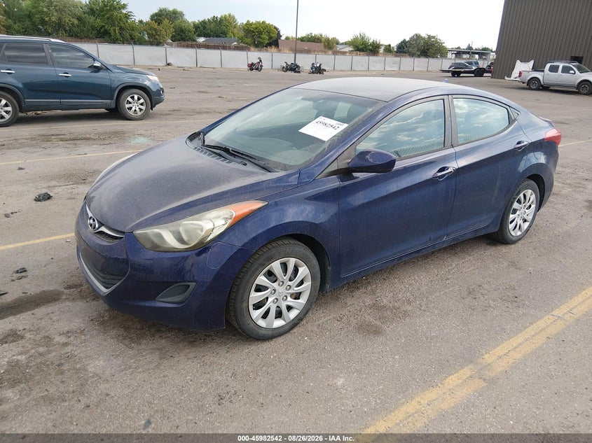 2011 HYUNDAI ELANTRA auction photo 2