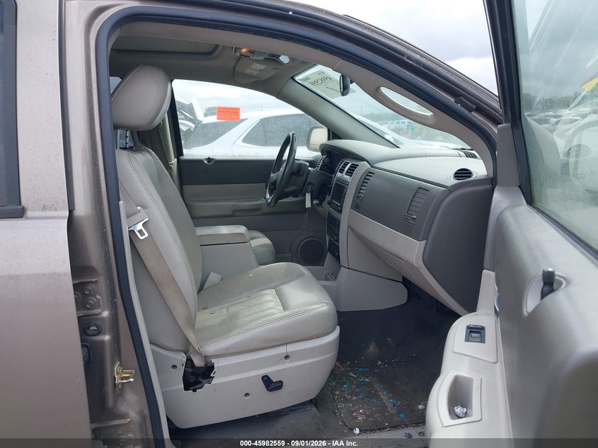 2005 DODGE DURANGO auction photo 5