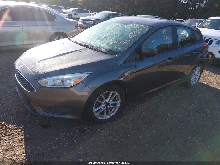2018 Ford Focus, Неизвестно, IAAI, VIN 1FADP3K28JL307094 — фото 2