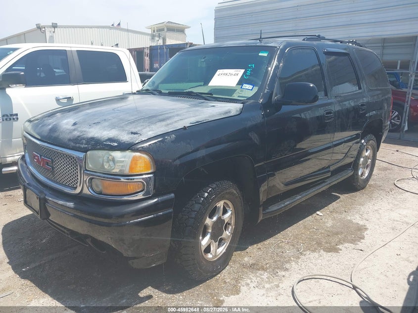 2002 GMC YUKON auction photo 2
