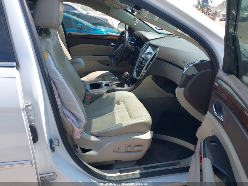 2014 CADILLAC SRX auction photo 5