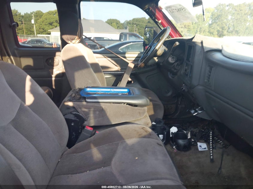 2004 GMC SIERRA 1500 auction photo 5