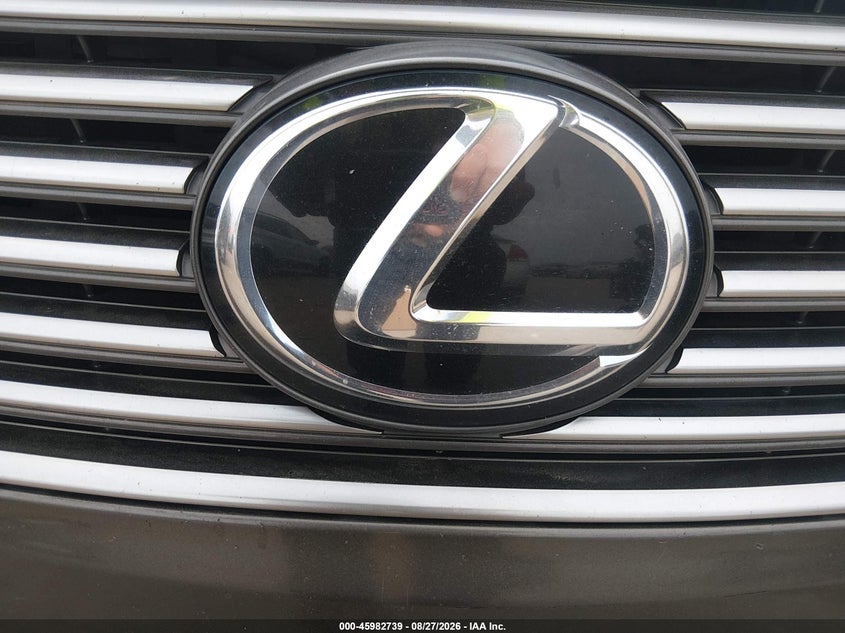 2014 LEXUS LS 460 auction photo 6