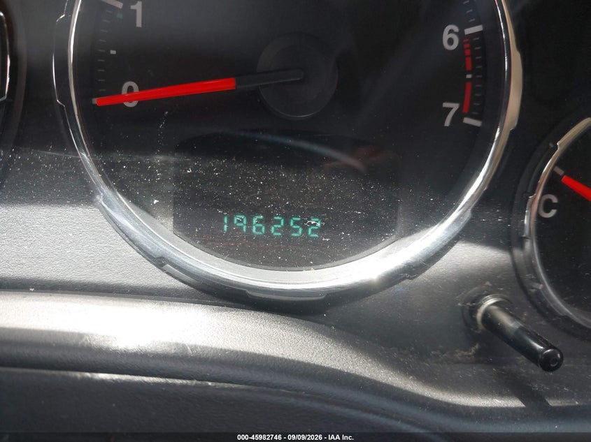 2012 JEEP LIBERTY auction photo 7