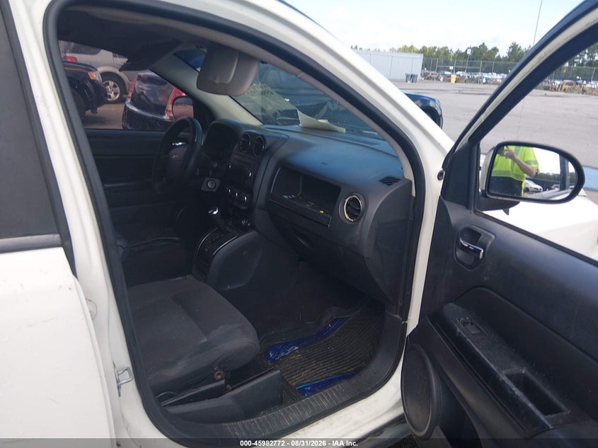 2010 JEEP COMPASS auction photo 5