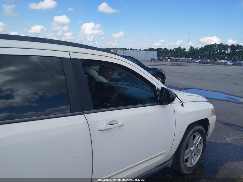 2010 JEEP COMPASS auction photo 6