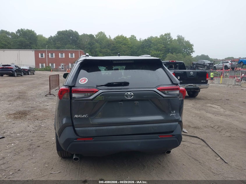 TOYOTA RAV4 - zdjęcie 16