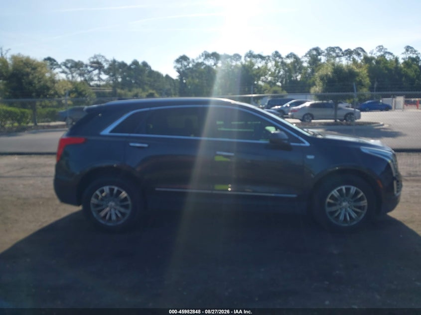 CADILLAC XT5 - zdjęcie 13