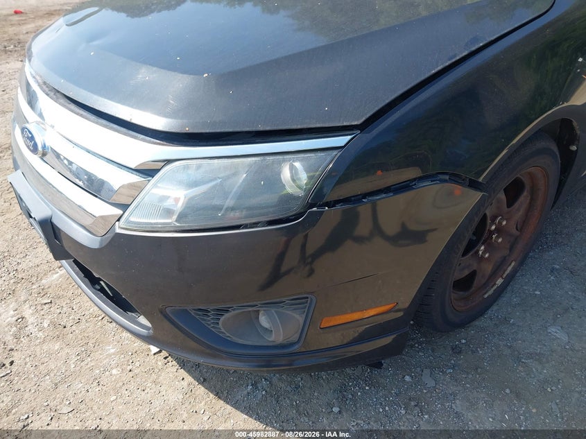 2011 FORD FUSION auction photo 6