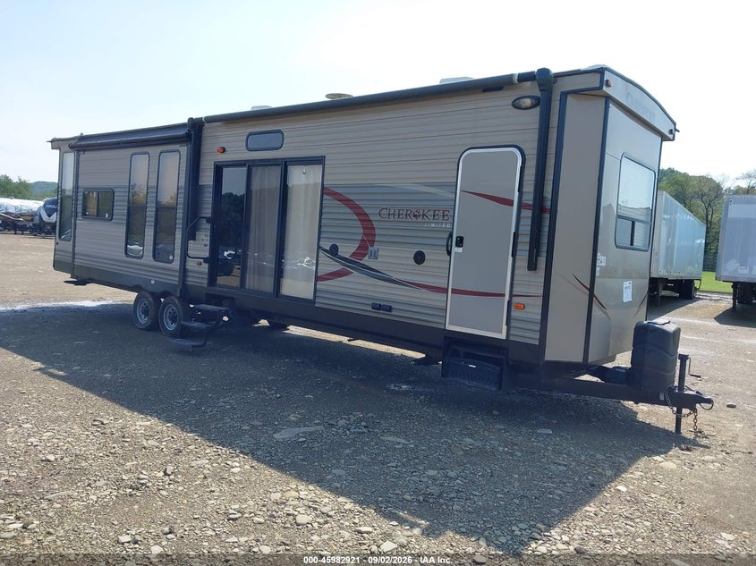 2015 FOREST RIVER CHEROKEE LIMITED auction photo 1