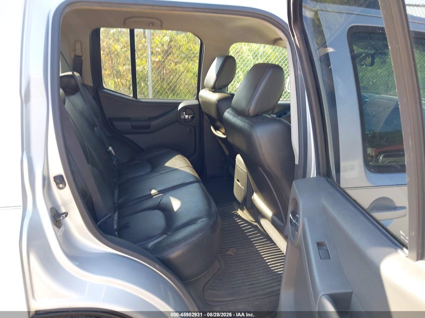 2010 NISSAN XTERRA auction photo 8
