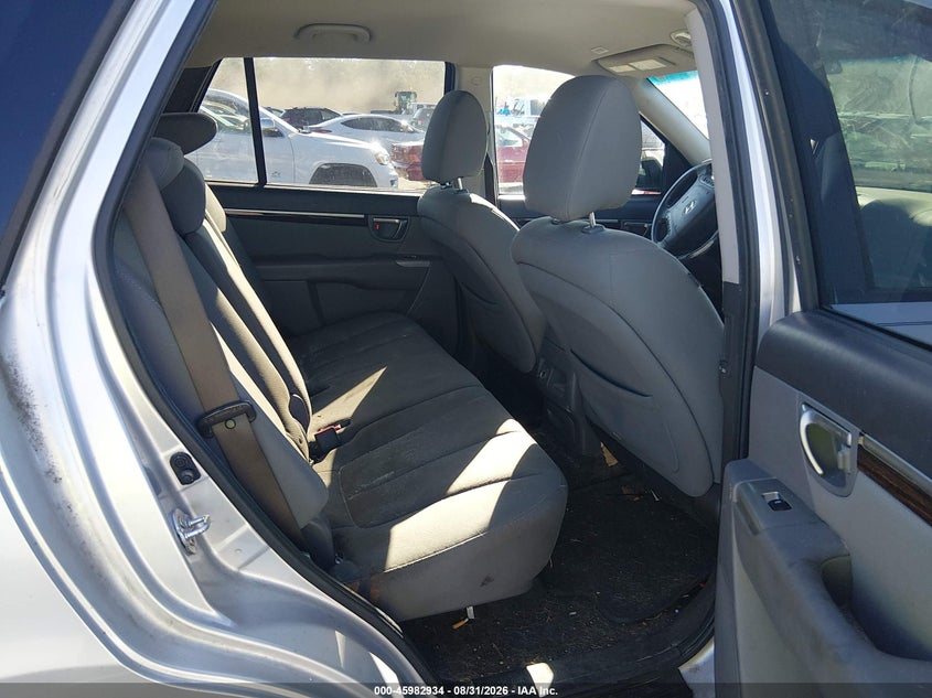 2011 HYUNDAI SANTA FE auction photo 8