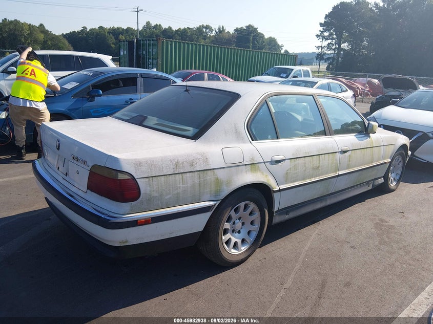 1998 BMW 740IL auction photo 4