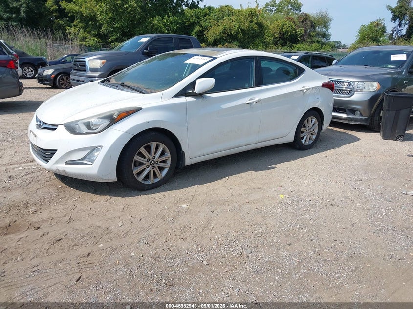 2015 HYUNDAI ELANTRA auction photo 2
