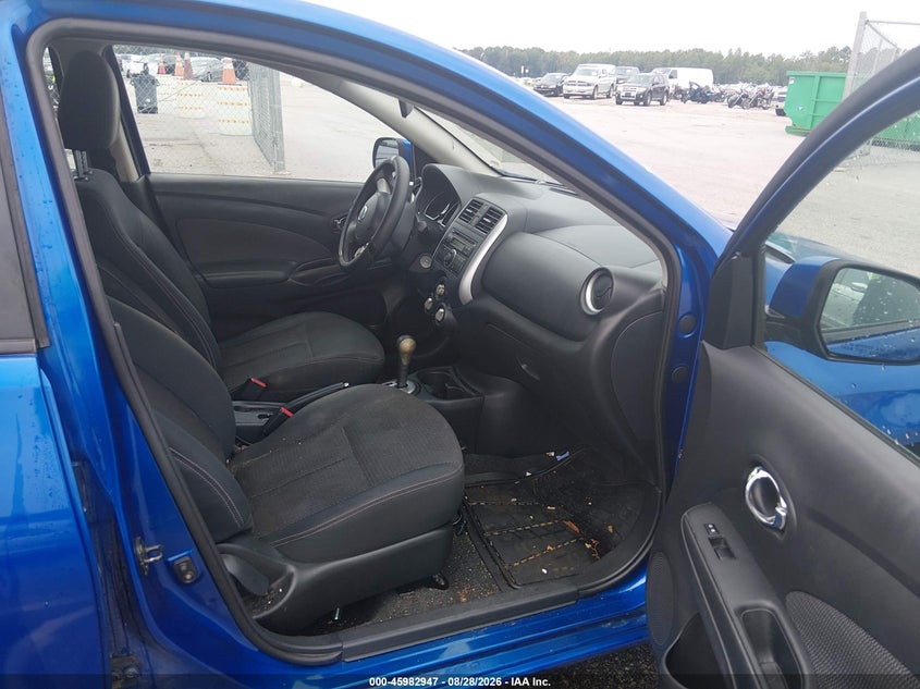 2014 NISSAN VERSA auction photo 5