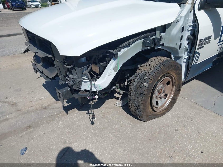 2023 RAM 1500 CLASSIC auction photo 6