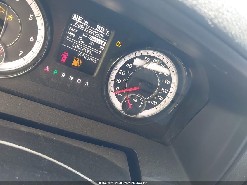 2023 RAM 1500 CLASSIC auction photo 7