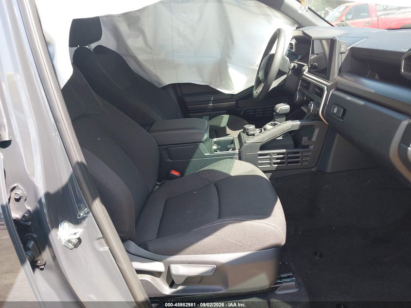 2026 TOYOTA 4RUNNER auction photo 5