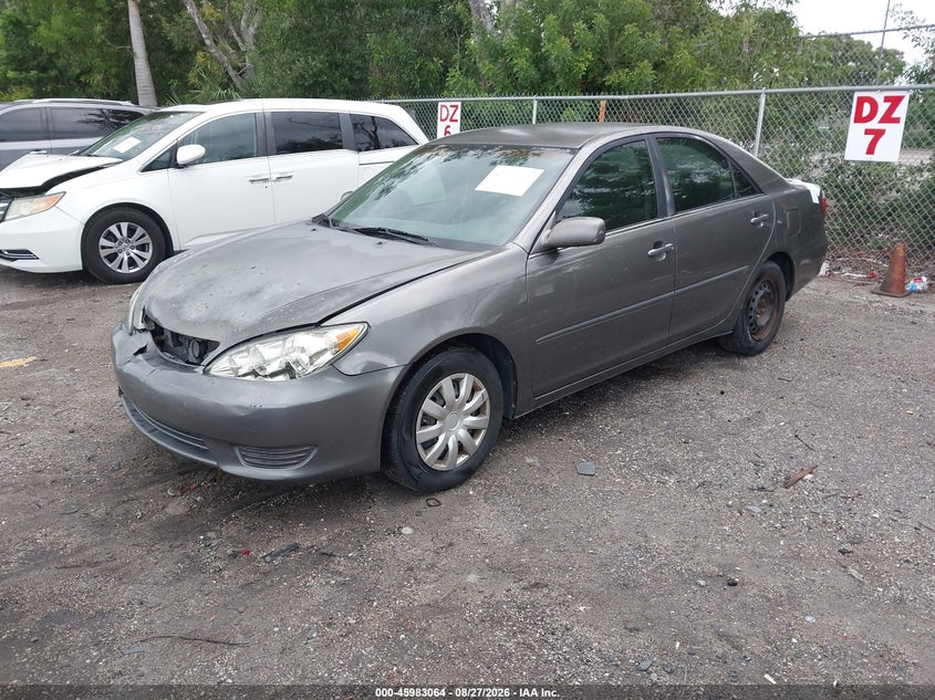 2005 Toyota Camry, Правий зад, IAAI, VIN 4T1BE30KX5U549889 — фото 2