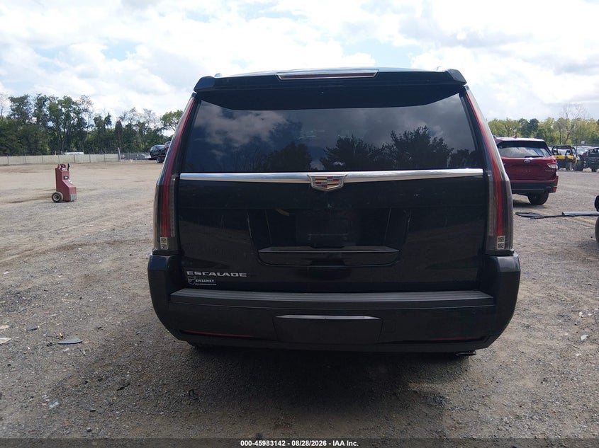 CADILLAC ESCALADE - zdjęcie 17