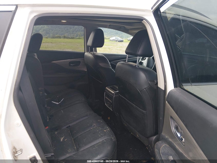 2018 NISSAN MURANO auction photo 8